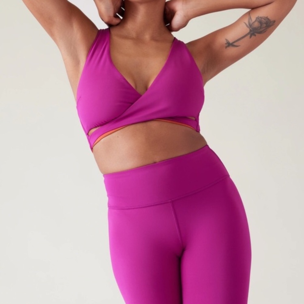 ATHLETA | Keys Reversible Wrap Bra D-DD Sunbaked Clay Color